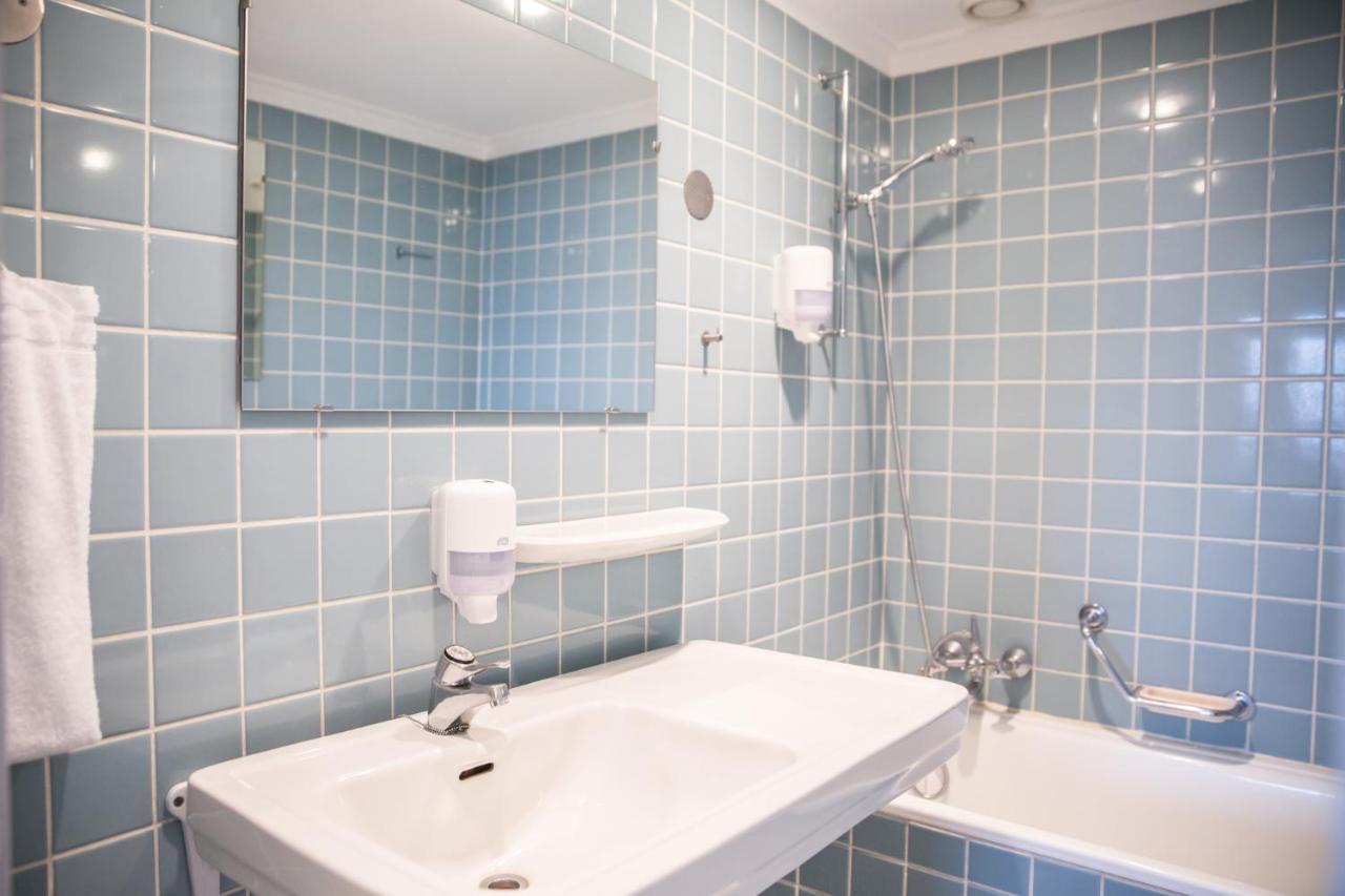 Hotel Comwell Hvide Hus 4*